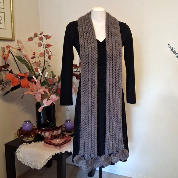 Vintage NEW Buffalo Long Gray Cardigan Knit Scarf for Women - Picture 3 of 7